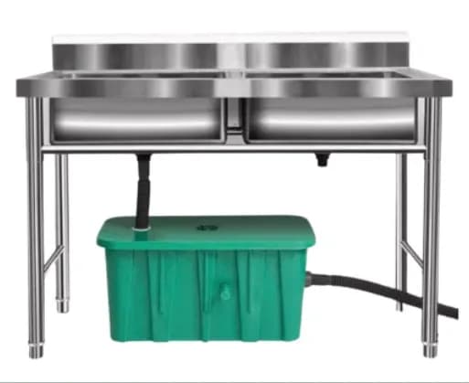 Khám phá sự tiện lợi khi sử dụng bể tách dầu mỡ Ecoprotec sức chứa 40L đầu vào nước thải trên nắp