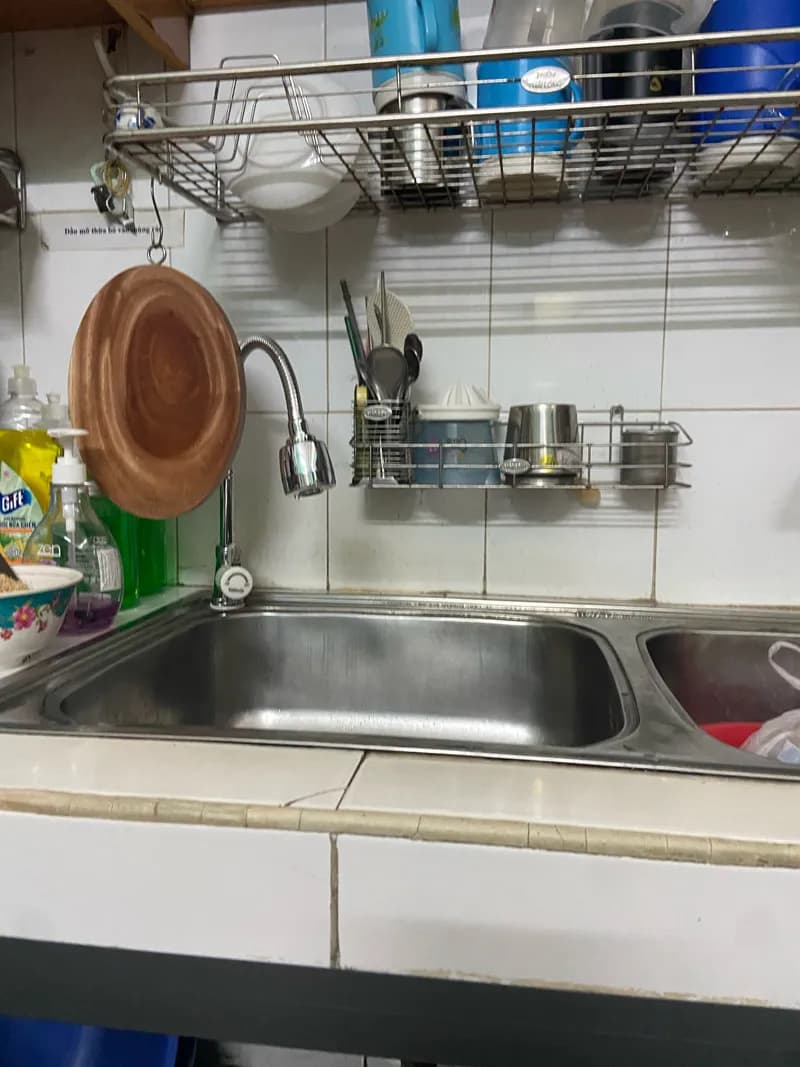 Sau khi hoàn thành sửa vòi rửa bát tại Phường 15, Quận 10 — thợ Trần Lào