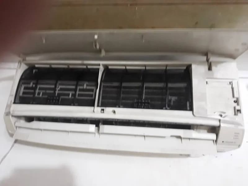 Kết quả Vệ sinh máy lạnh và nạp gas R32 tại phường Tân Quy, Quận 7 tại phường Tân Quy, Quận 7 — thợ Lê Hữu Lộc