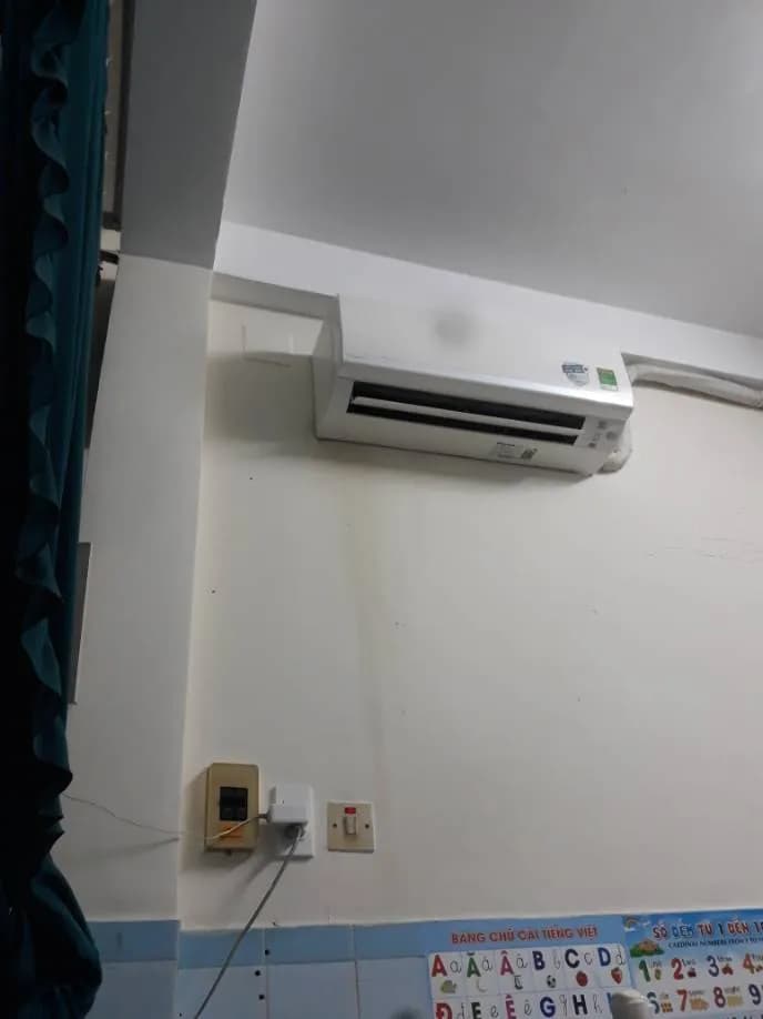 Kết quả Máy lạnh Toshiba Inverter, bật lên thì cánh đảo gió không hoạt động tại Phường 12, Quận 5 — thợ Hoàng Tùng