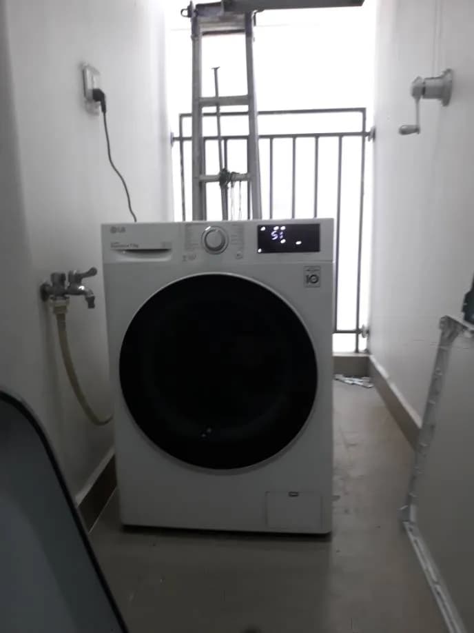 Sau khi hoàn thành sửa máy giặt lồng ngang LG tại Quận 7 — thợ CHÍ TÂM