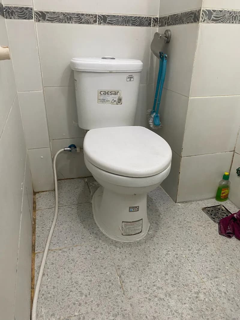 Kết quả Két nước bồn cầu bị rò rỉ. Tôi muốn kỹ thuật đến xem để sửa hoặc thay mới tại Phường Tân Định quận 1, Quận 1 — thợ Dương Oai