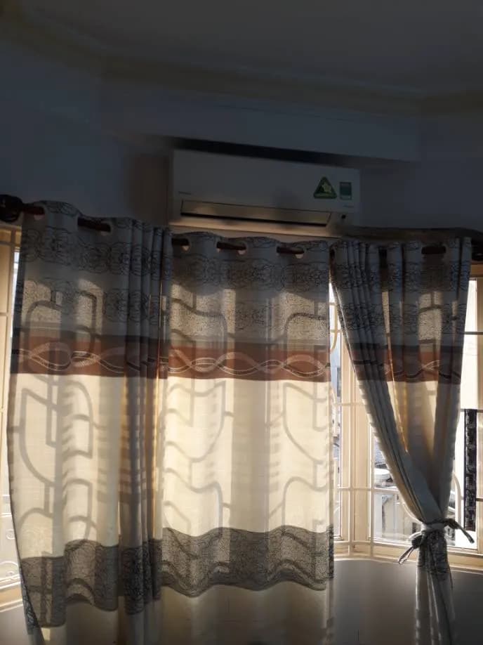 Máy lạnh lâu ngày không vệ sinh, mở ra dàn lạnh bám bụi dày đặc tại Phường 8, Quận 11