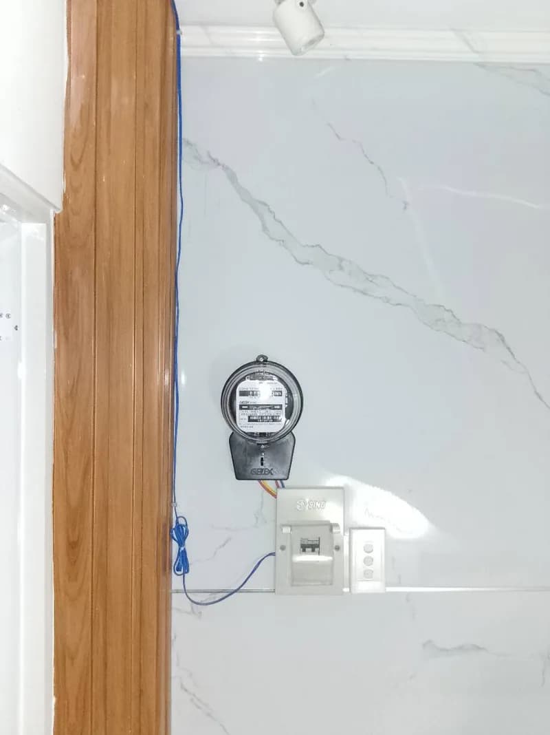 Sau khi hoàn thành sửa đồng hồ điện, aptomat, công tắc điện SINO tại Phường 10, Tân Bình — thợ TRÂN TRƯƠNG