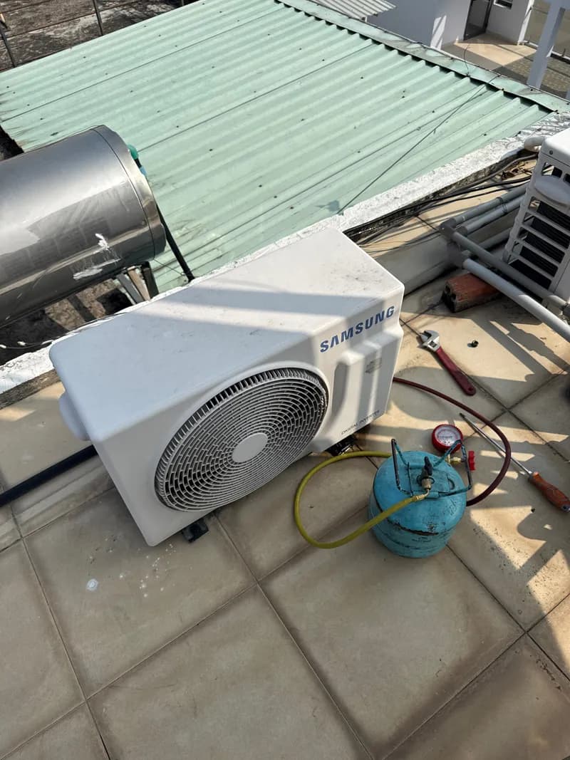 Trước sửa máy lạnh cục nóng SAMSUNG tại p.11, Phú Nhuận — thợ Phạm Ngọc Duy