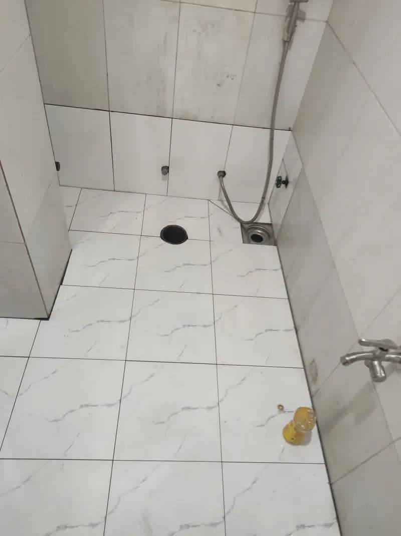 Trước sửa bồn cầu 1 khối tại Thủ Đức — thợ Bùi Văn An