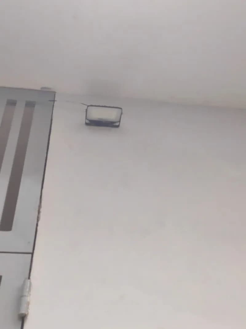 Sau khi hoàn thành sửa đèn pha LED tại phường 8, Gò Vấp — thợ An Bui Van