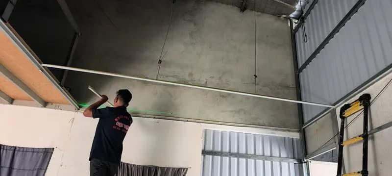 Trước khi sửa: Làm thạch cao tại Quận 12