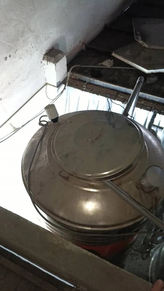 Trước sửa bồn chứa nước tại Gò Vấp — thợ SƠN PHAN