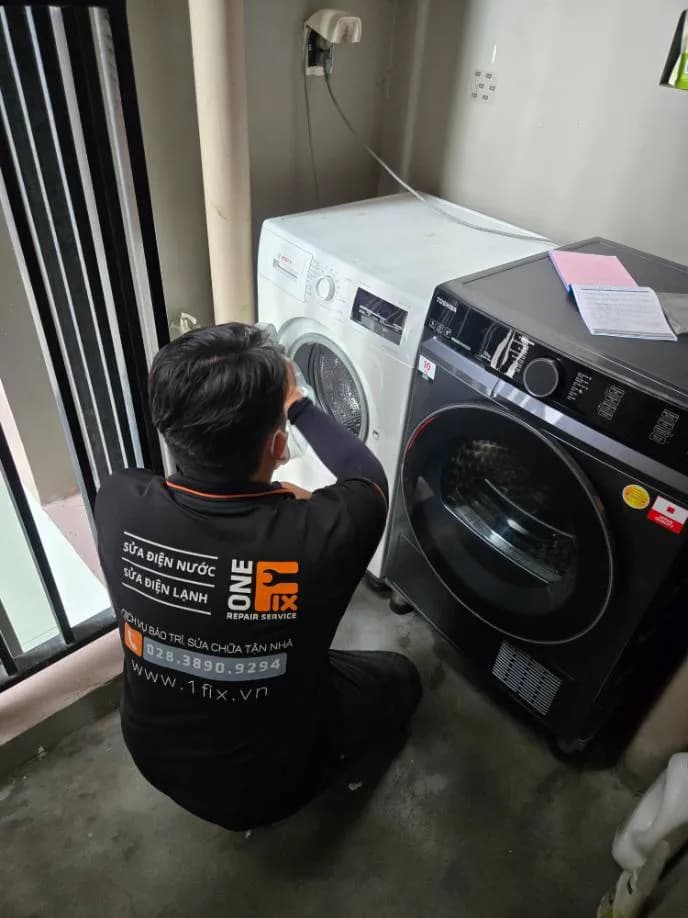 Sau khi hoàn thành sửa máy giặt lồng ngang Bosch tại Quận 2 — thợ LỘC LÊ