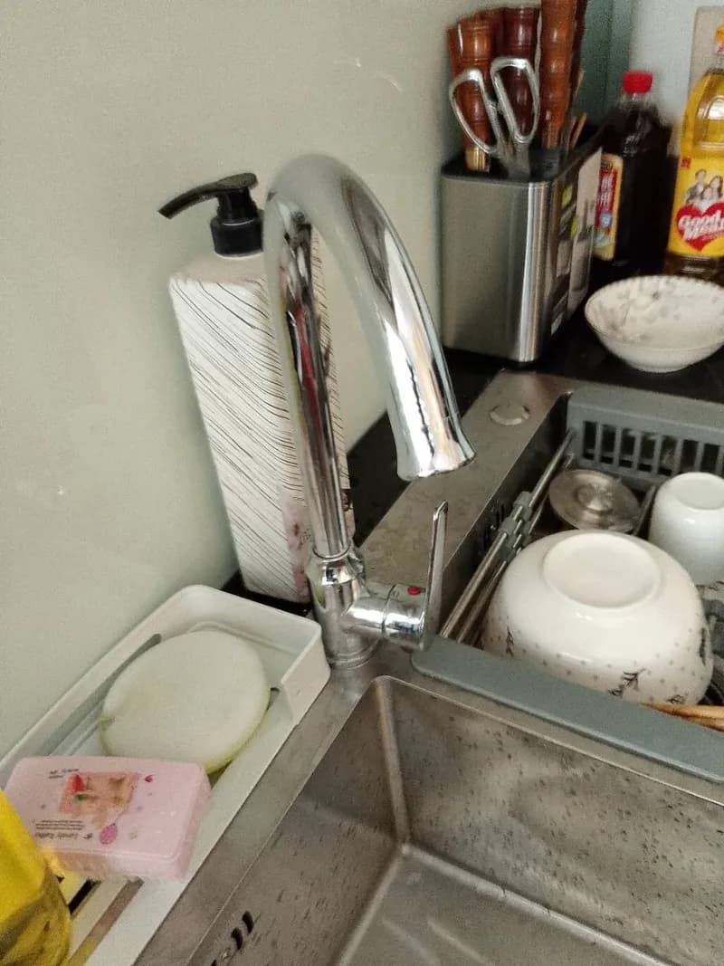 Trước sửa máy nước nóng năng lượng mặt trời Đại Thành tại TPHCM — thợ ĐỖ NHIỀU
