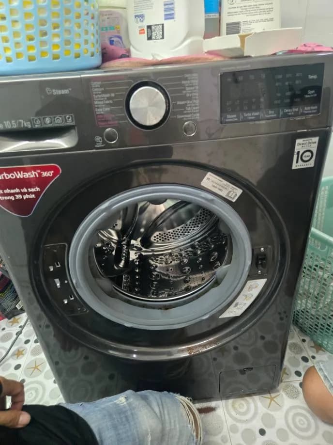 Trước sửa máy giặt lồng ngang LG tại Phường 1, Bình Thạnh — thợ Lê Hữu Lộc
