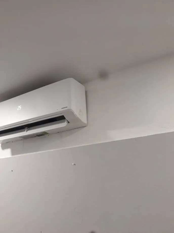 Vệ sinh máy lạnh Inverter tại TPHCM giá rẻ chuyên nghiệp tại TPHCM