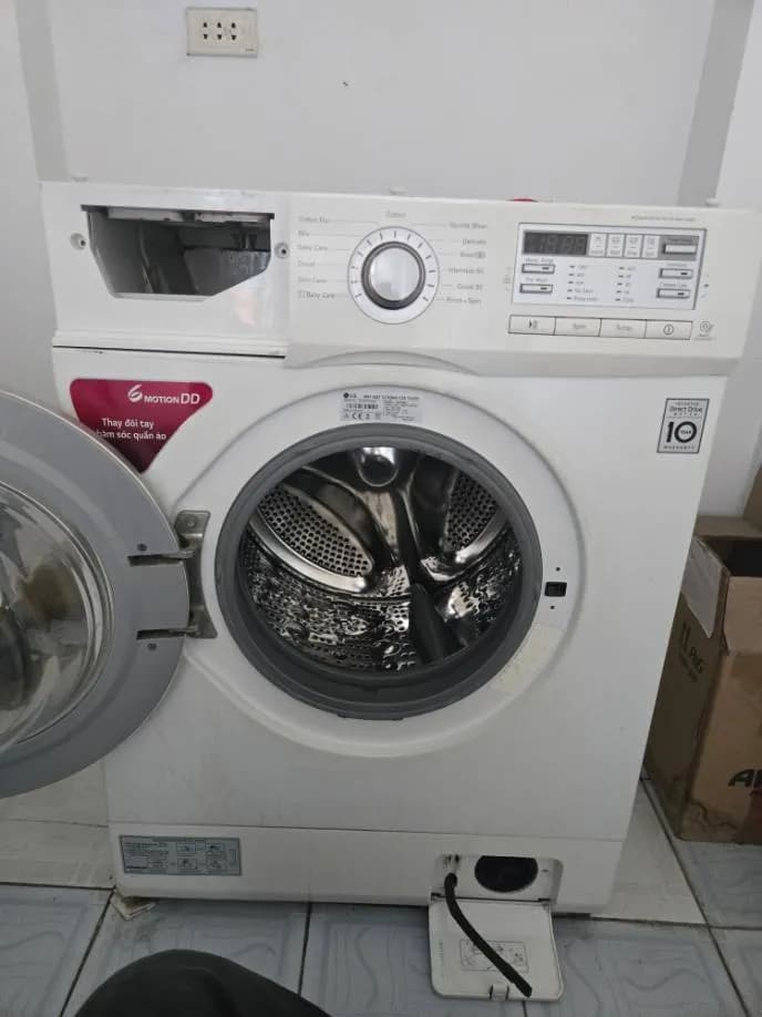 Trước sửa máy giặt lồng ngang LG tại Bình Chánh — thợ LỘC LÊ