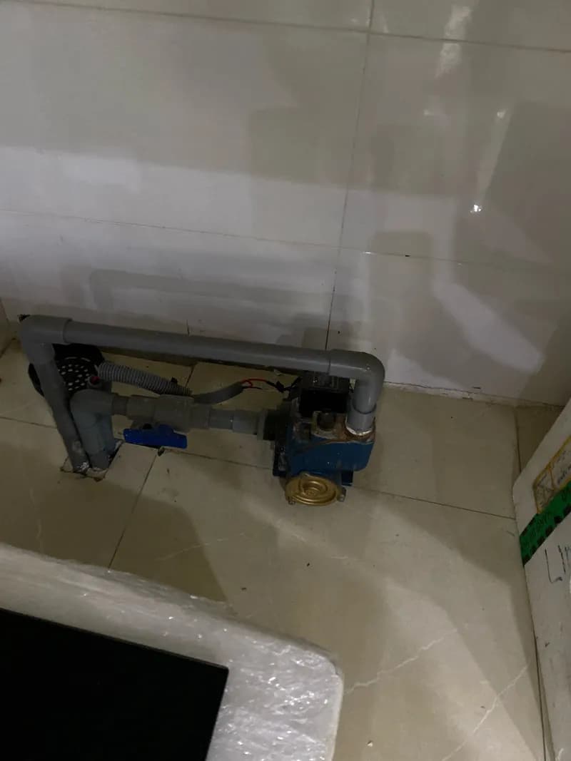 Trước sửa máy bơm nước LUCKY PRO tại TPHCM — thợ DƯƠNG OAI