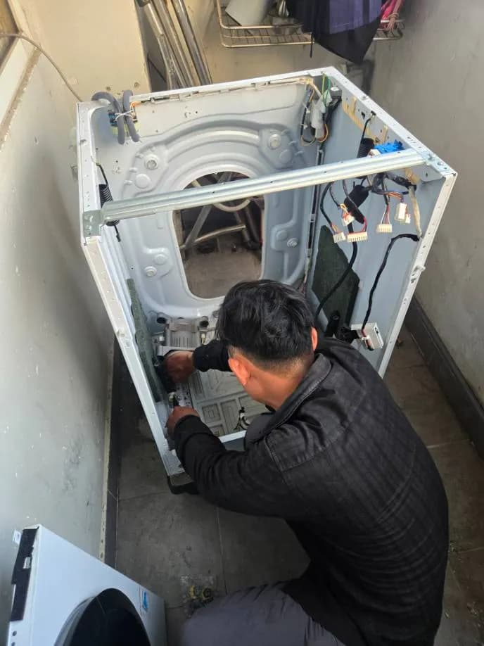 Sau khi hoàn thành sửa máy giặt cửa trước tại TPHCM — thợ LỘC LÊ