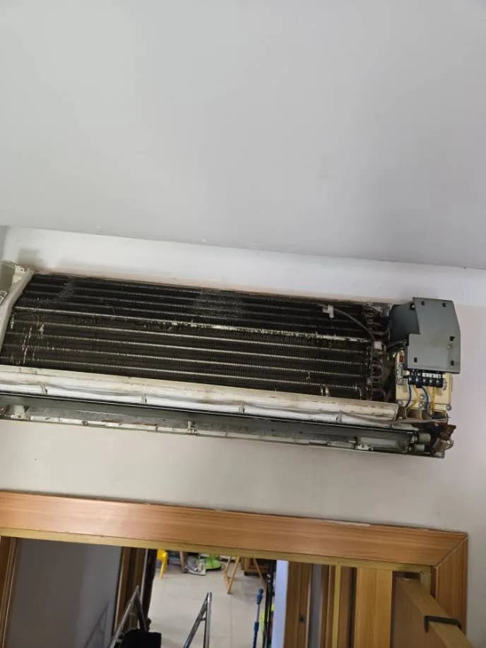 Trước sửa máy lạnh treo tường Panasonic tại Phường Bình Thạnh, Bình Thạnh — thợ LỘC LÊ