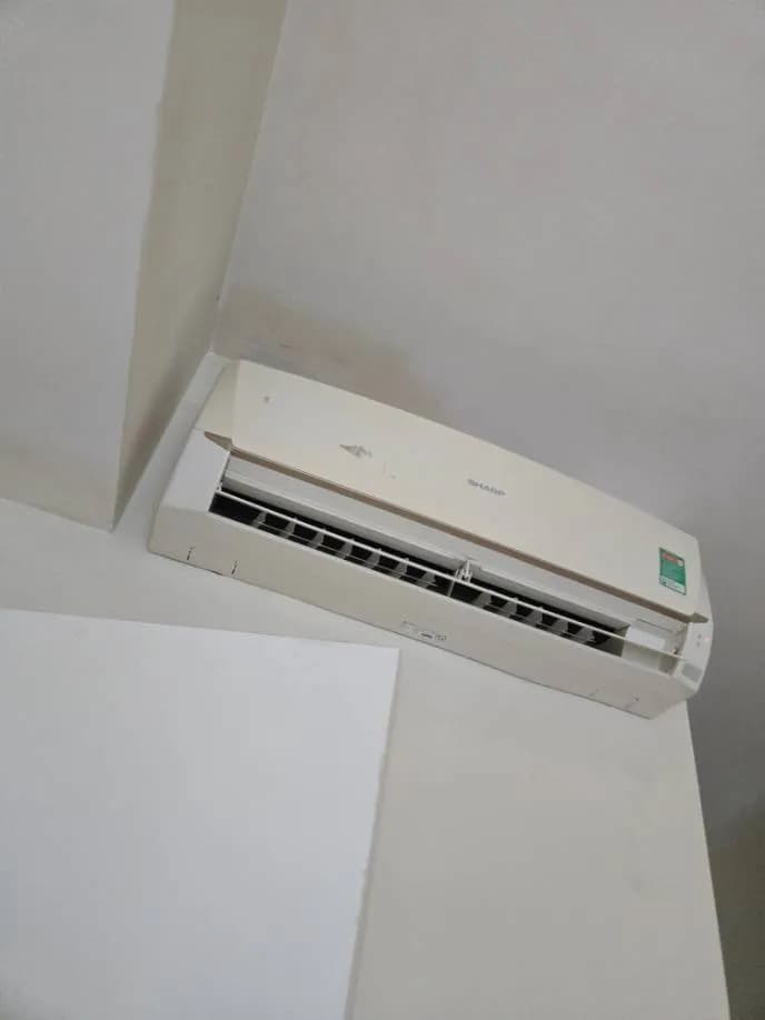 Sau khi hoàn thành sửa máy lạnh treo tường Sharp tại TPHCM — thợ LỘC LÊ
