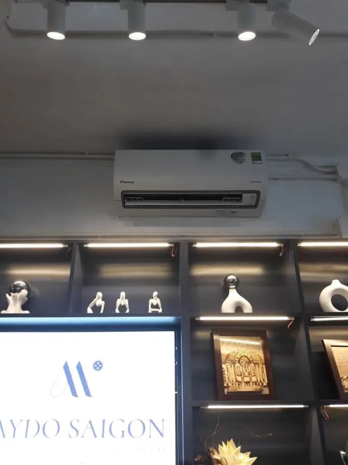 Sau khi hoàn thành sửa máy lạnh treo tường Daikin tại Quận 1 — thợ Phạm Ngọc Duy