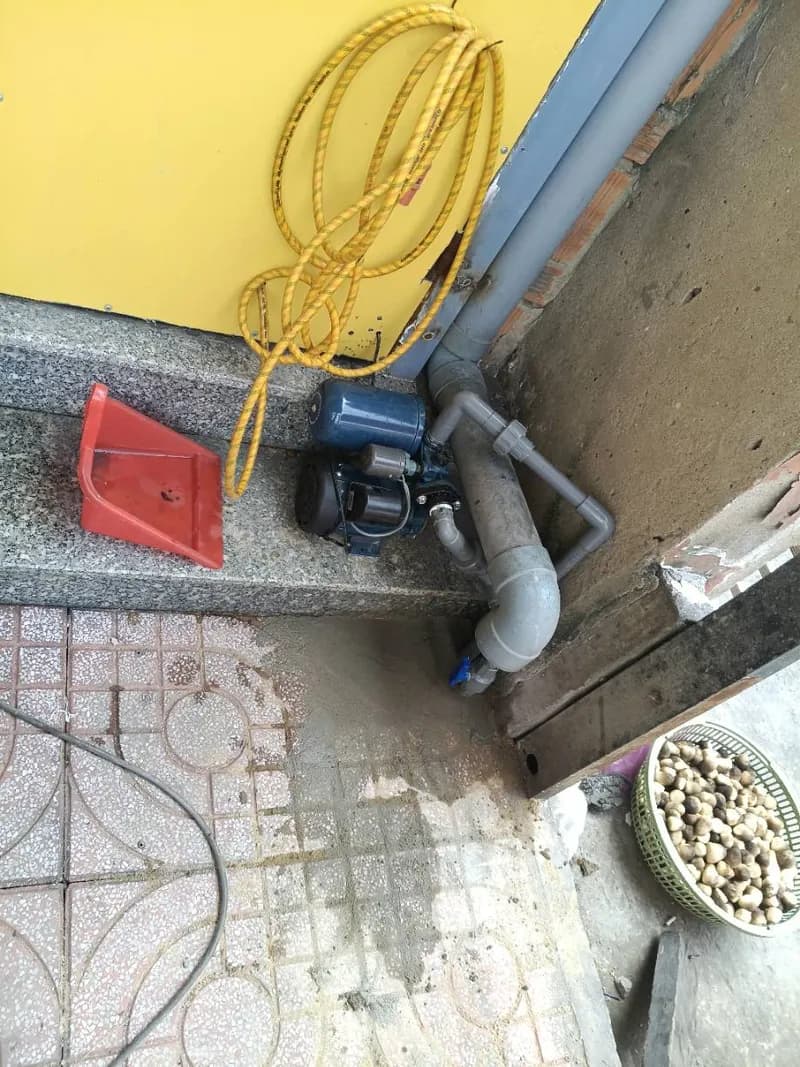 Thay thế máy bơm tăng áp và lắp đặt đường ống tại Nhà Bè tại Nhà Bè