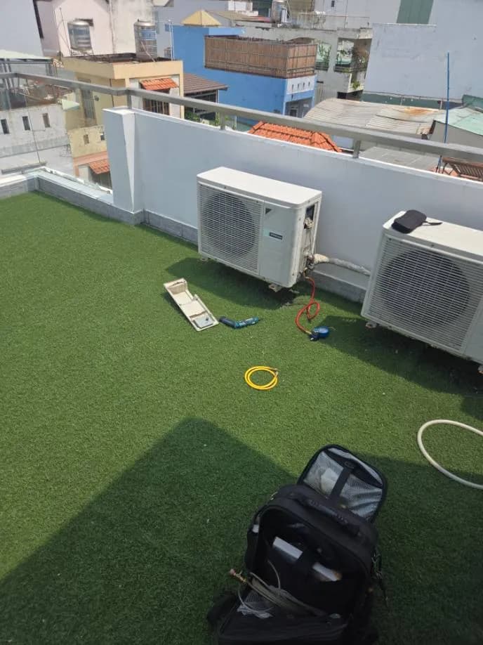 Trước sửa máy lạnh treo tường Daikin tại Phường 13, Phú Nhuận — thợ Lê Hữu Lộc