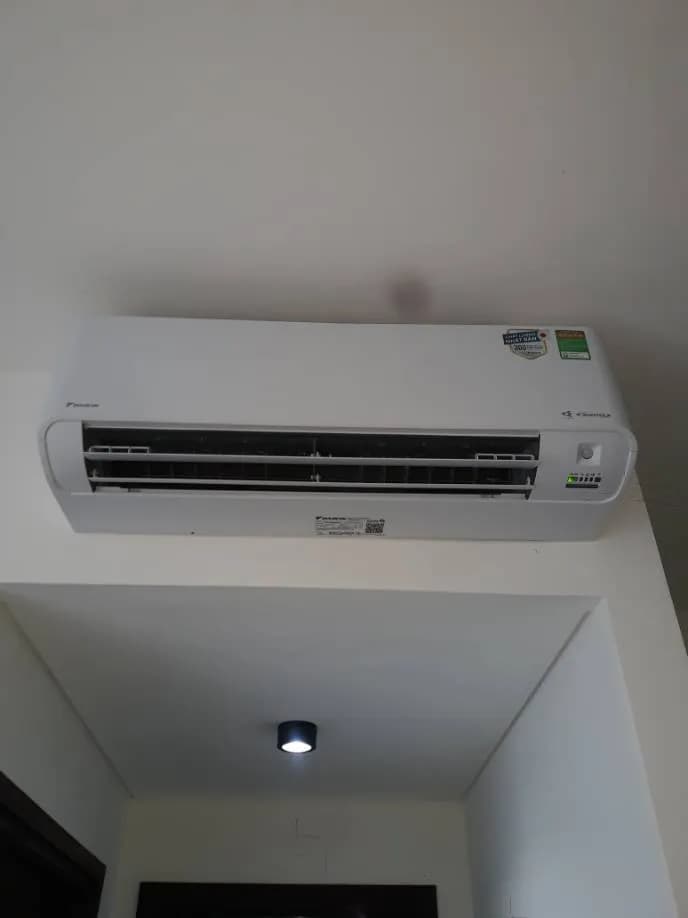 Vệ sinh máy lạnh Daikin và châm gas R32 tại Nhà Bè tại Nhà Bè