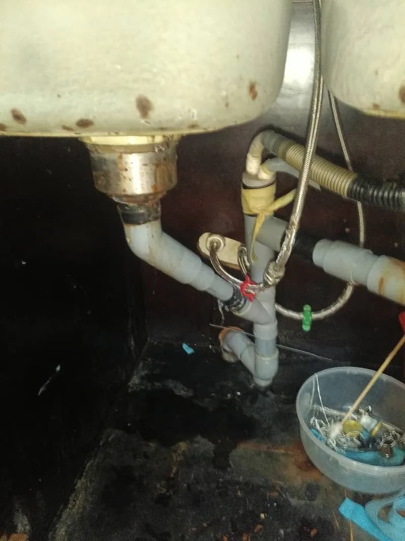 Sau khi hoàn thành sửa hệ thống ống thoát nước bồn rửa chén tại Phú Nhuận — thợ Trần Lào (5 sao)