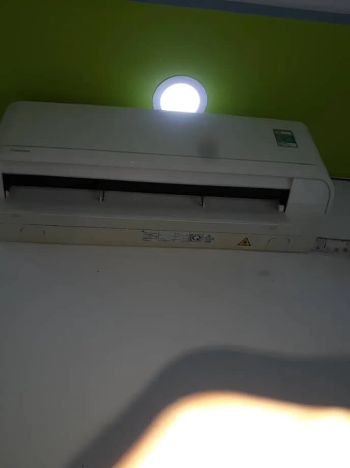 Vệ sinh máy lạnh Toshiba và nạp gas R410A tại TPHCM tại TPHCM