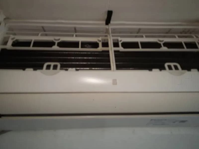 Vệ sinh máy lạnh Daikin và kiểm tra gas tại TPHCM tại TPHCM