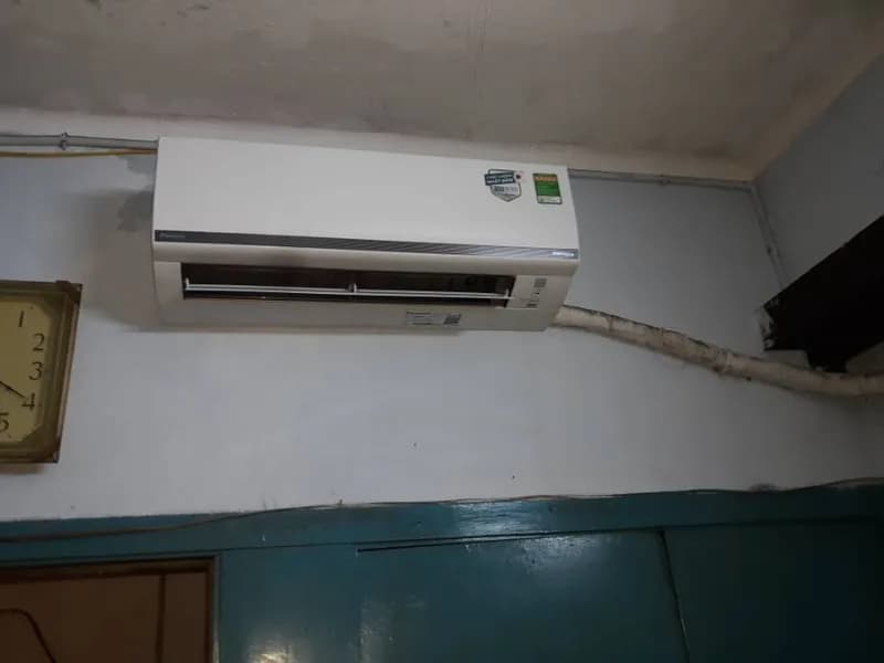 Vệ sinh máy lạnh Daikin 1.5HP tại Quận 3 chuyên nghiệp tại Quận 3