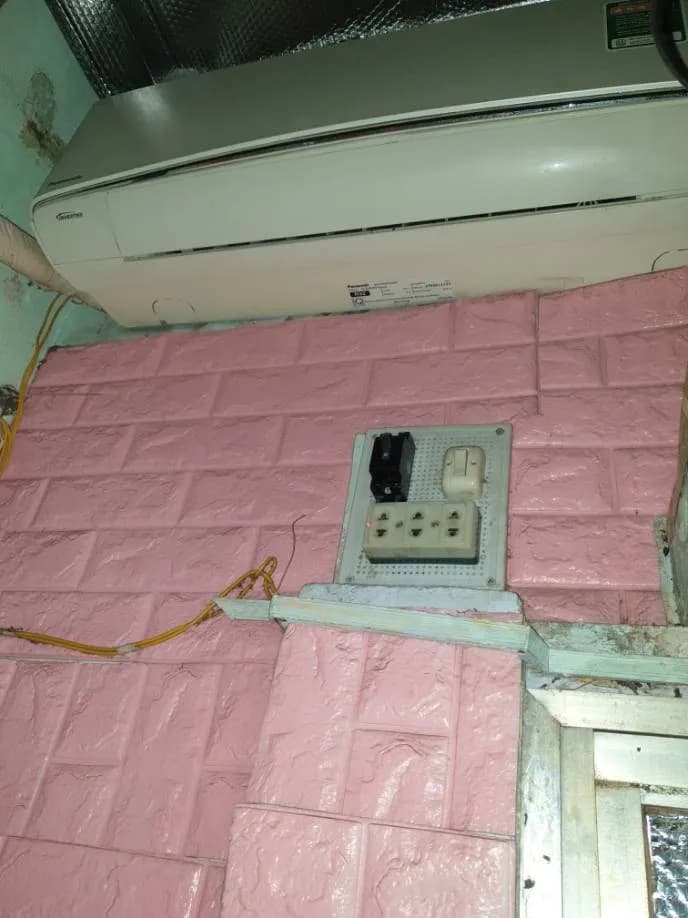 Trước khi sửa: Vệ sinh máy lạnh Panasonic và siết chặt điện tại Quận 10 tại P.HCM, Quận 10