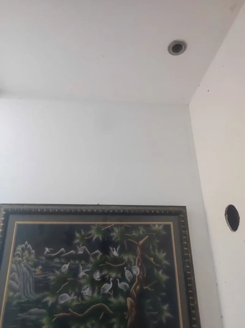 Trước sửa đèn exit tại Thủ Đức — thợ Bùi Văn An