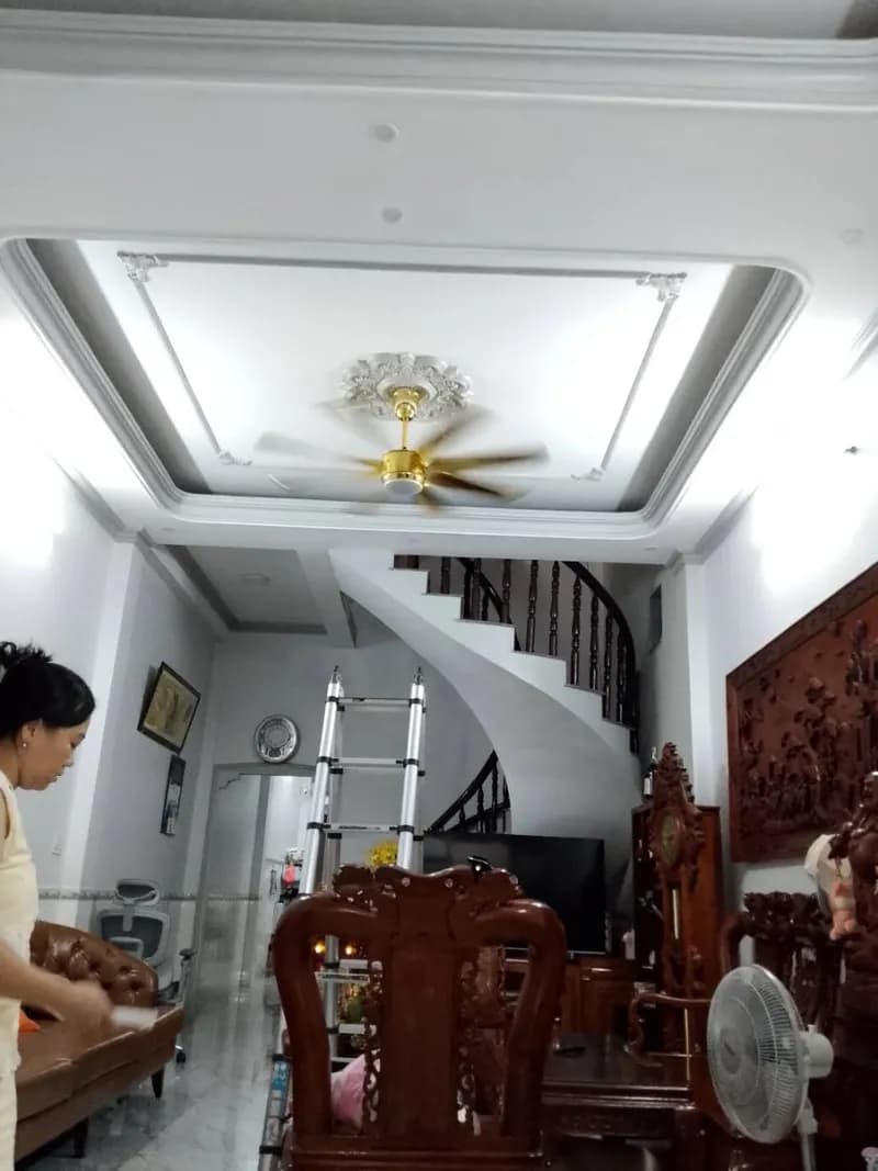 Lắp đặt quạt trần trên trần thạch cao chuyên nghiệp tại TPHCM tại TPHCM