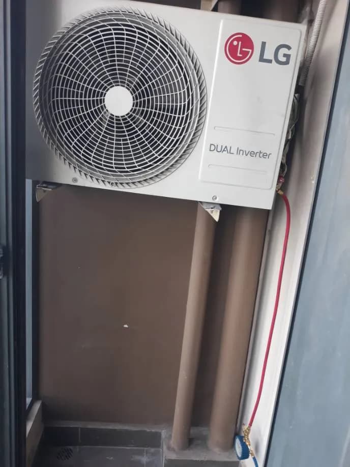 Trước sửa máy lạnh treo tường LG tại Bình Tân — thợ Đặng Anh Huy