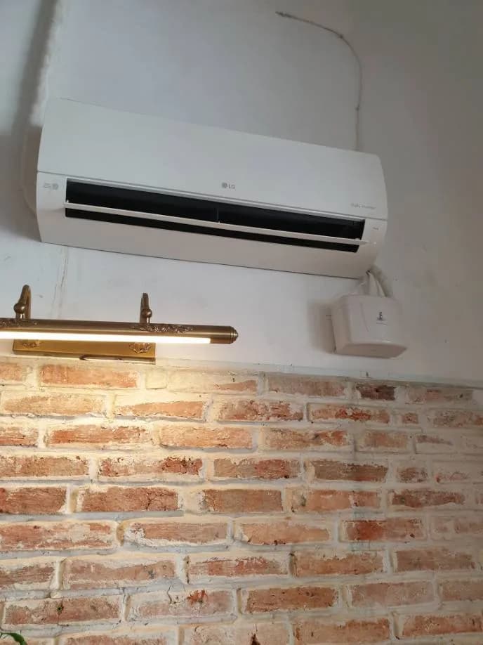 Sau khi hoàn thành sửa máy lạnh treo tường LG tại Quận 7 — thợ Đặng Anh Huy