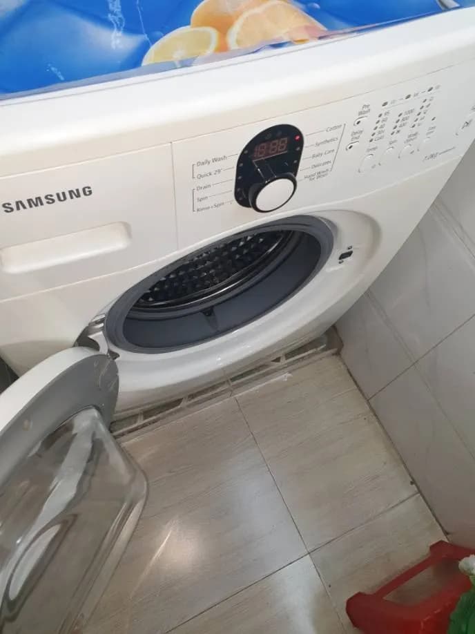Trước sửa máy giặt cửa ngang Samsung tại Quận 8 — thợ Đỗ Văn Hảo