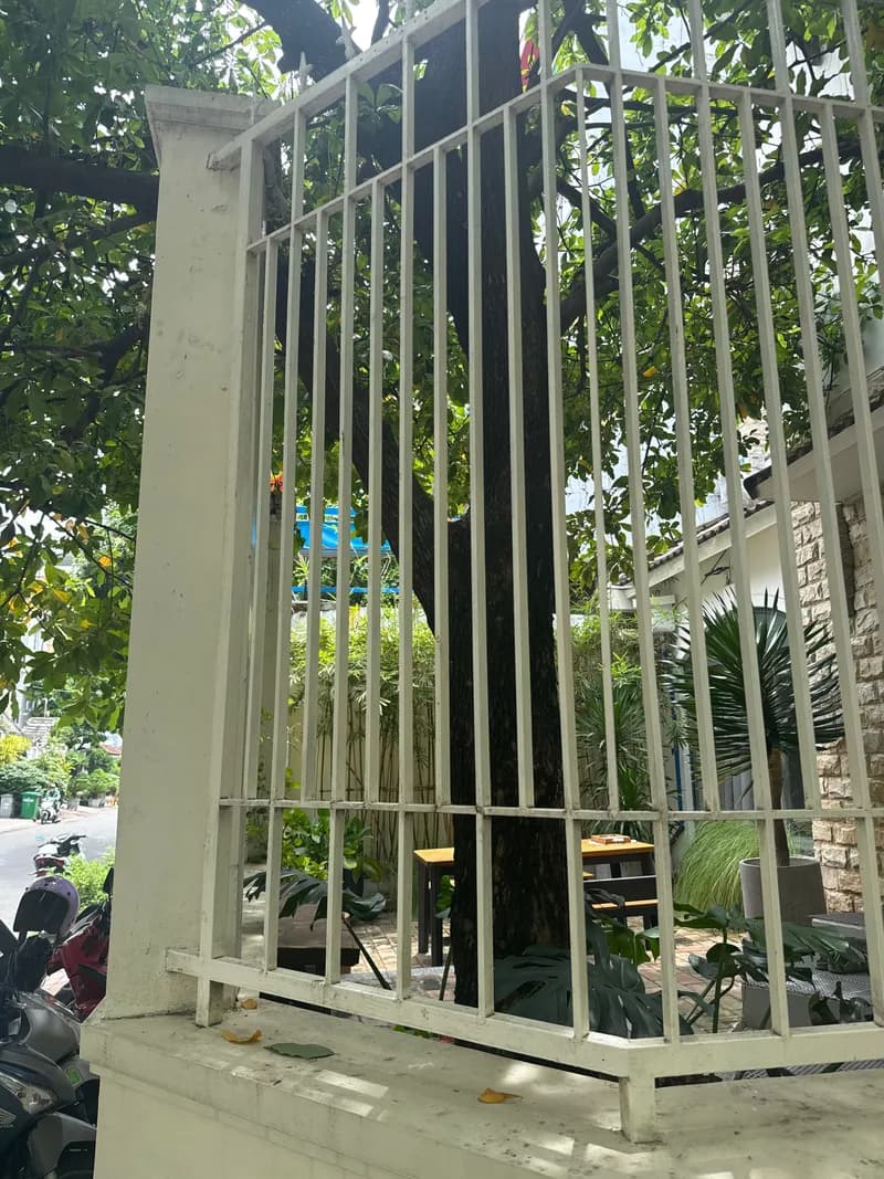 Sau khi hoàn thành sửa aptomat Schneider tại Cần Giờ — thợ Hồ Như Vũ