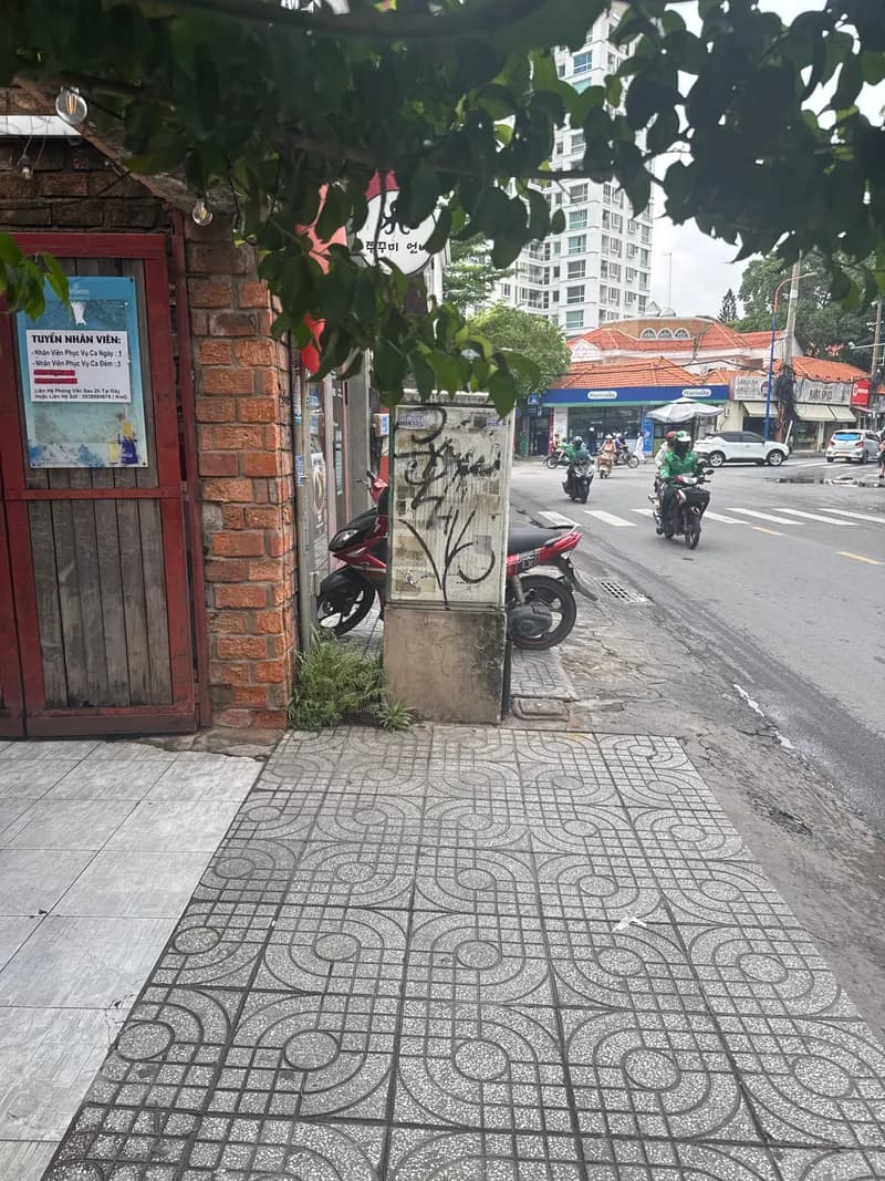 Trước sửa công tắc điện tại Phường Bình Quới, Thủ Đức — thợ Võ Hồng Hải