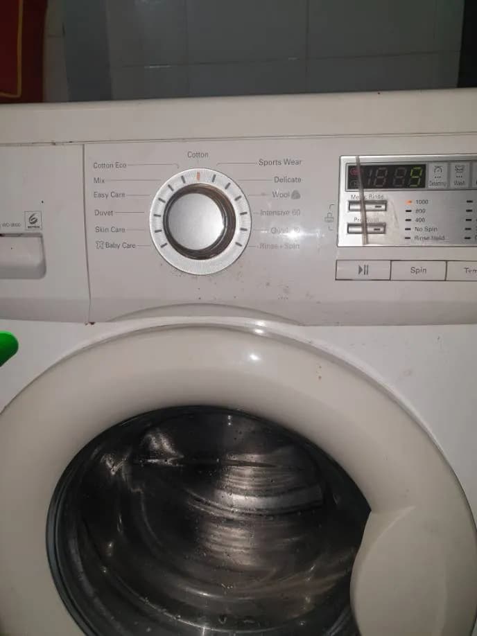 Sau khi hoàn thành sửa máy giặt cửa trước LG tại Quận 3 — thợ Phan Chí Tâm