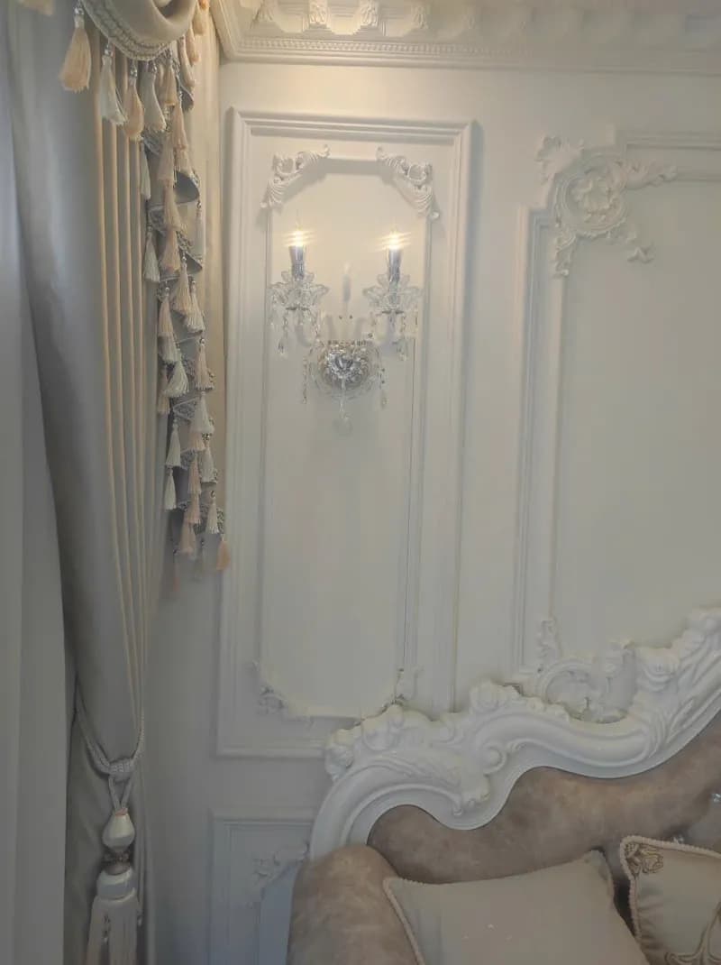 Sau khi hoàn thành sửa đèn treo tường tại Thủ Đức — thợ Bùi Văn An