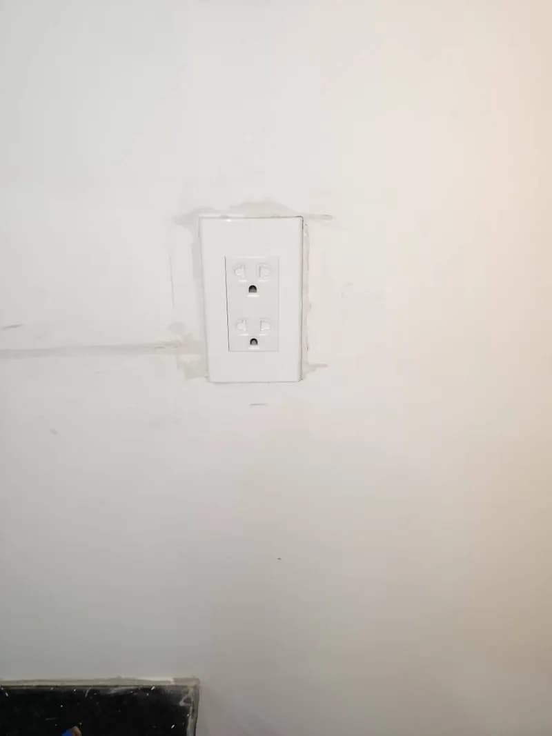 Sau khi hoàn thành sửa ổ cắm điện Panasonic tại Quận 7 — thợ Đỗ Văn Nhiều