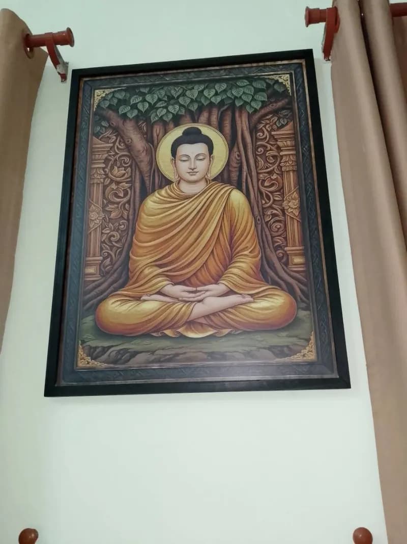 Sau khi hoàn thành sửa tranh treo tường tại Quận 3 — thợ Đỗ Văn Nhiều (5 sao)