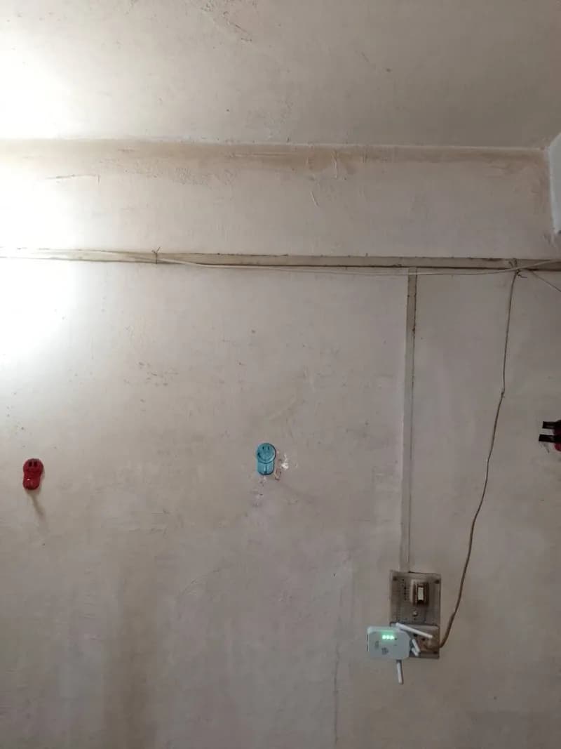 Trước sửa đồng hồ điện EMIC tại Quận 10 — thợ Đỗ Văn Nhiều