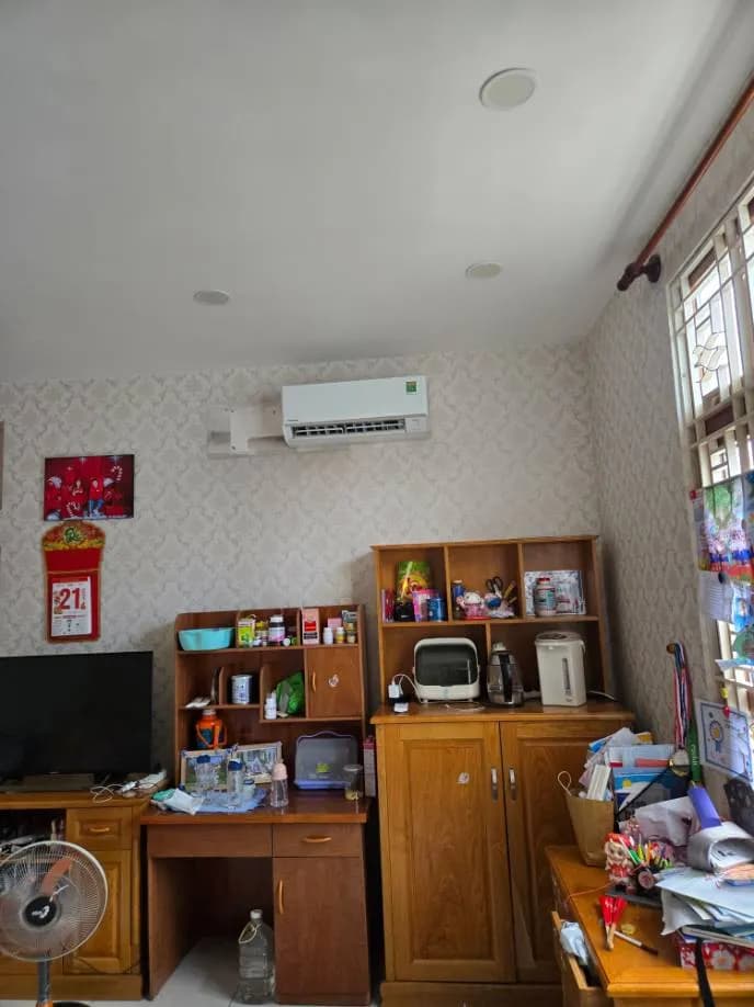 Sau khi hoàn thành sửa máy lạnh treo tường tại Phú Nhuận — thợ Lê Hữu Lộc