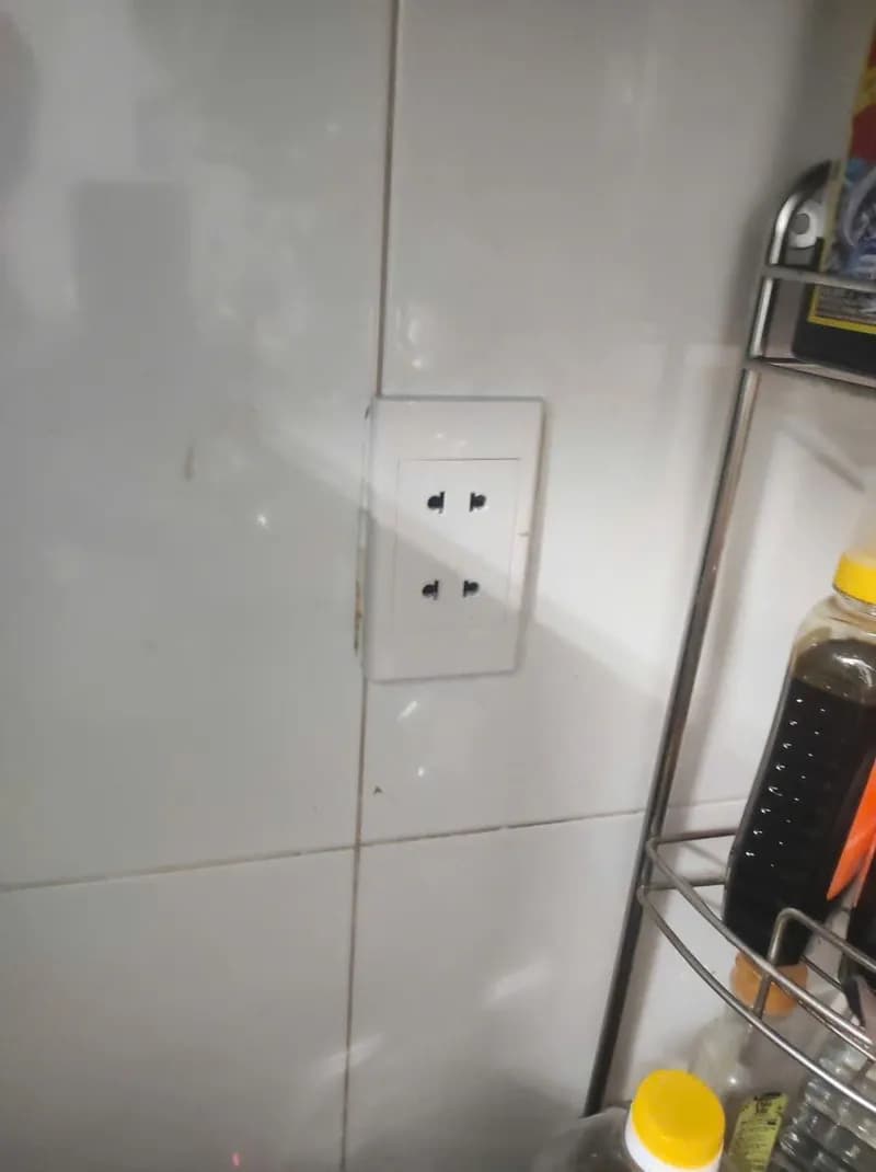 Sau khi hoàn thành sửa ổ cắm điện Panasonic tại Thủ Đức — thợ Bùi Văn An (5 sao)