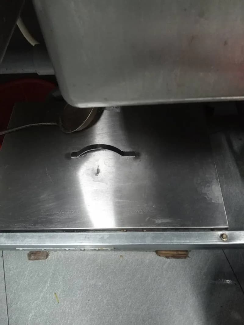 Sau khi hoàn thành sửa bể tách mỡ tại Gò Vấp — thợ Võ Hồng Hải