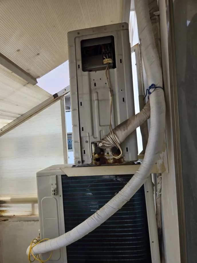 Trước sửa máy lạnh treo tường Daikin tại Quận 3 — thợ Lê Hữu Lộc
