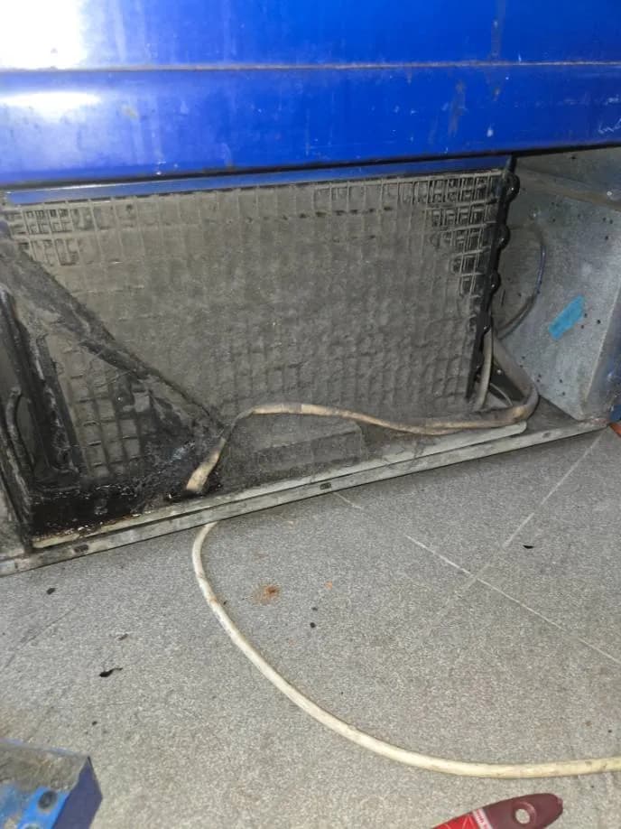 Trước sửa tủ mát tại Gò Vấp — thợ Lê Hữu Lộc