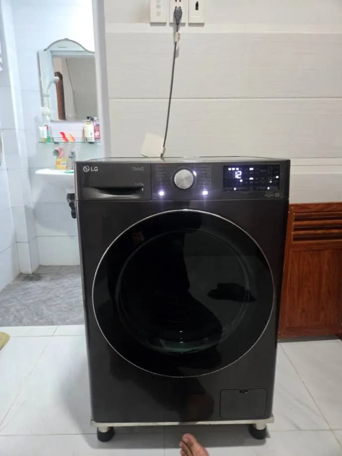 Sau khi hoàn thành sửa máy giặt cửa trước LG tại p.hoà bình, Quận 11 — thợ Lê Hữu Lộc