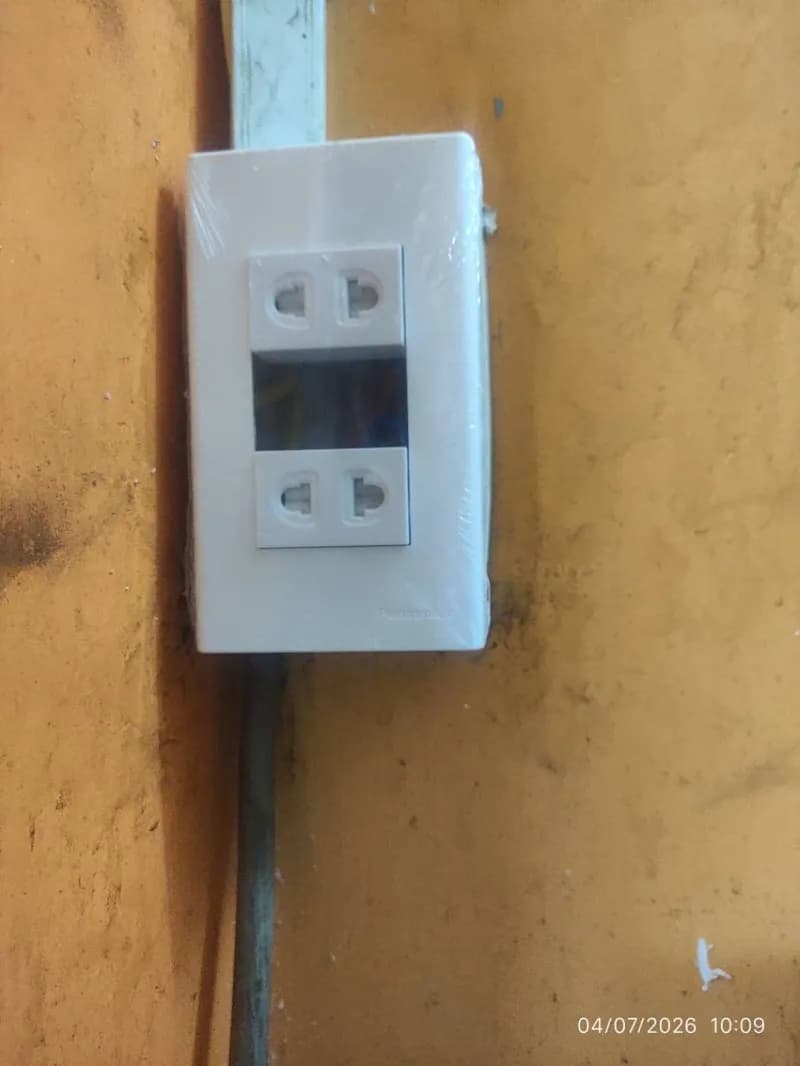 Sau khi hoàn thành sửa ổ cắm điện Panasonic tại Quận 10 — thợ Nguyễn Hoàng Khánh